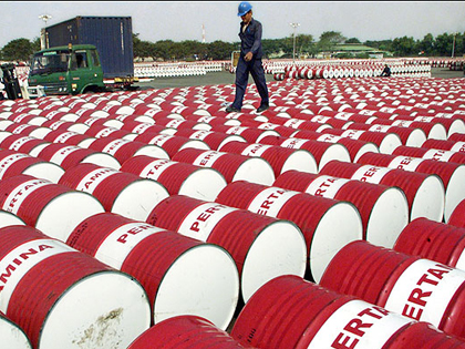 النفط يتجه لتسجيل سابع أسبوع من الخسائر  – أرشيفية